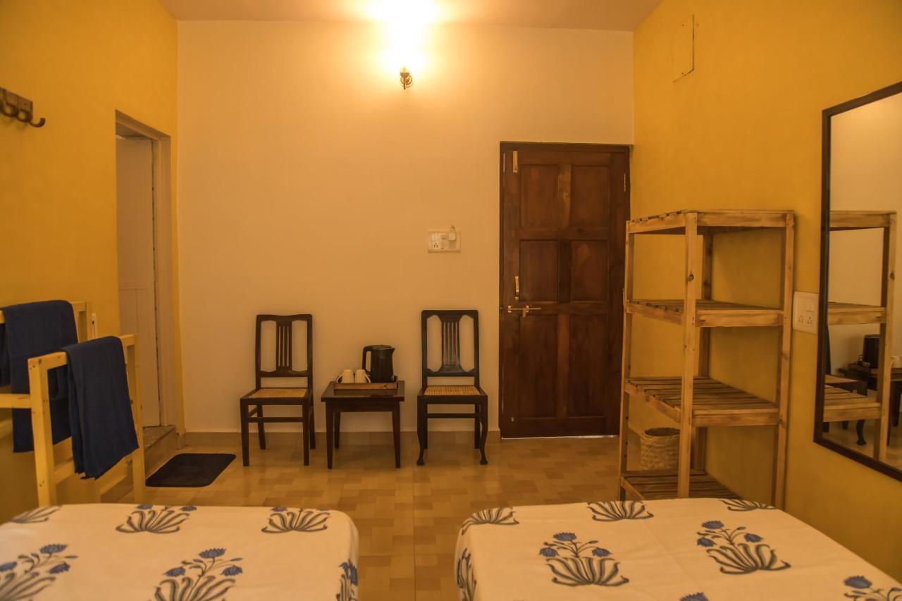 Hotel Coco Moon à Morjim Extérieur photo