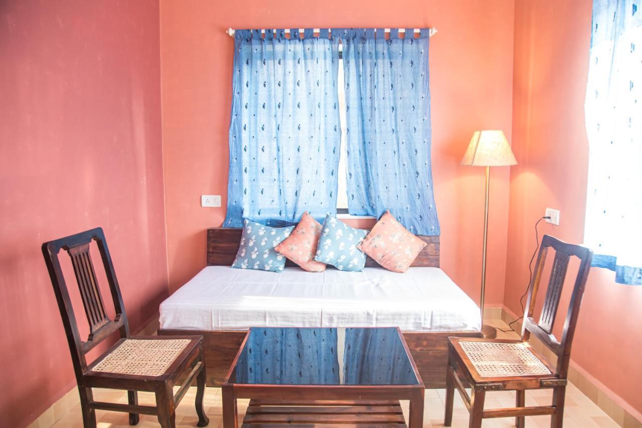 Hotel Coco Moon à Morjim Extérieur photo