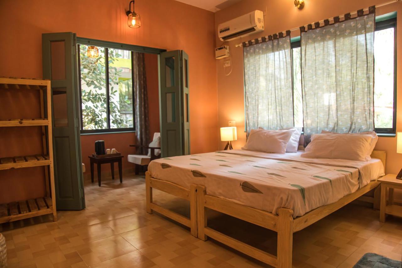 Hotel Coco Moon à Morjim Extérieur photo