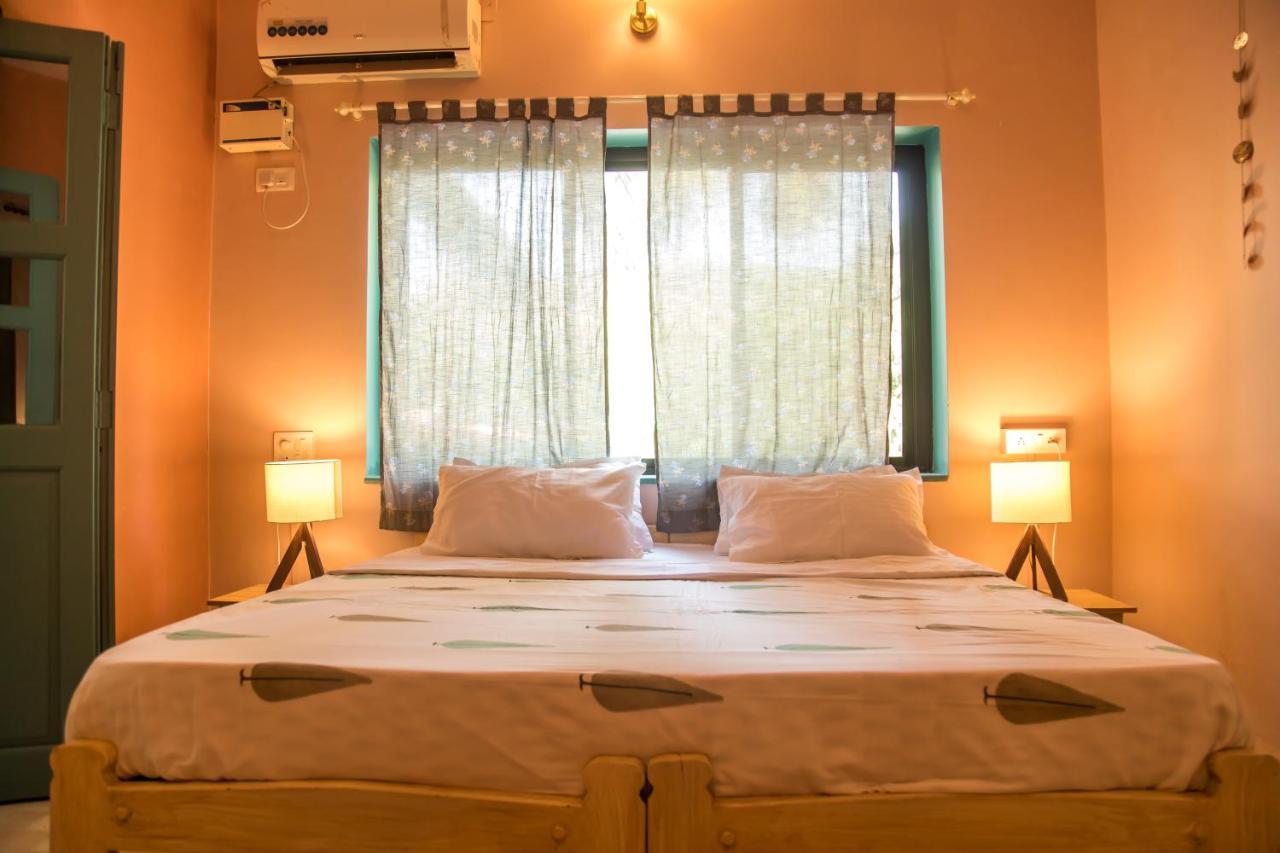 Hotel Coco Moon à Morjim Extérieur photo