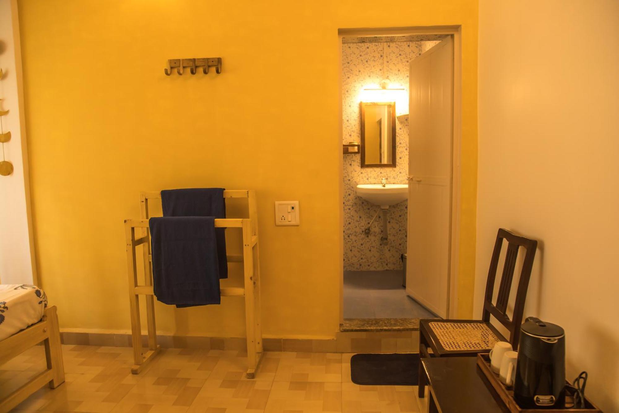 Hotel Coco Moon à Morjim Extérieur photo